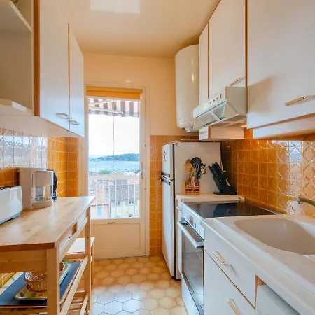 Апартаменты Les Pins Dores-1 By Interhome *
