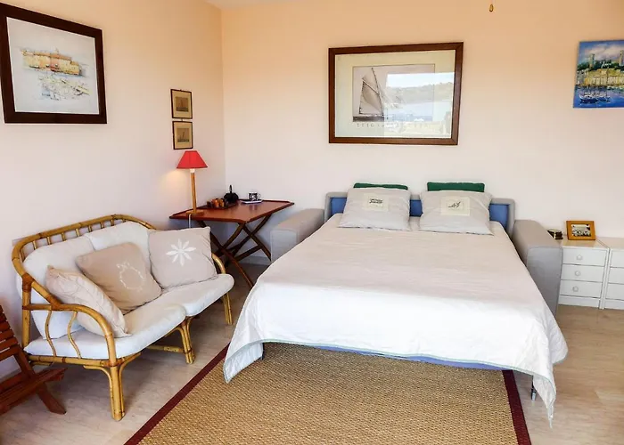 Apartment Les Pins Dores-1 By Interhome Sainte-Maxime